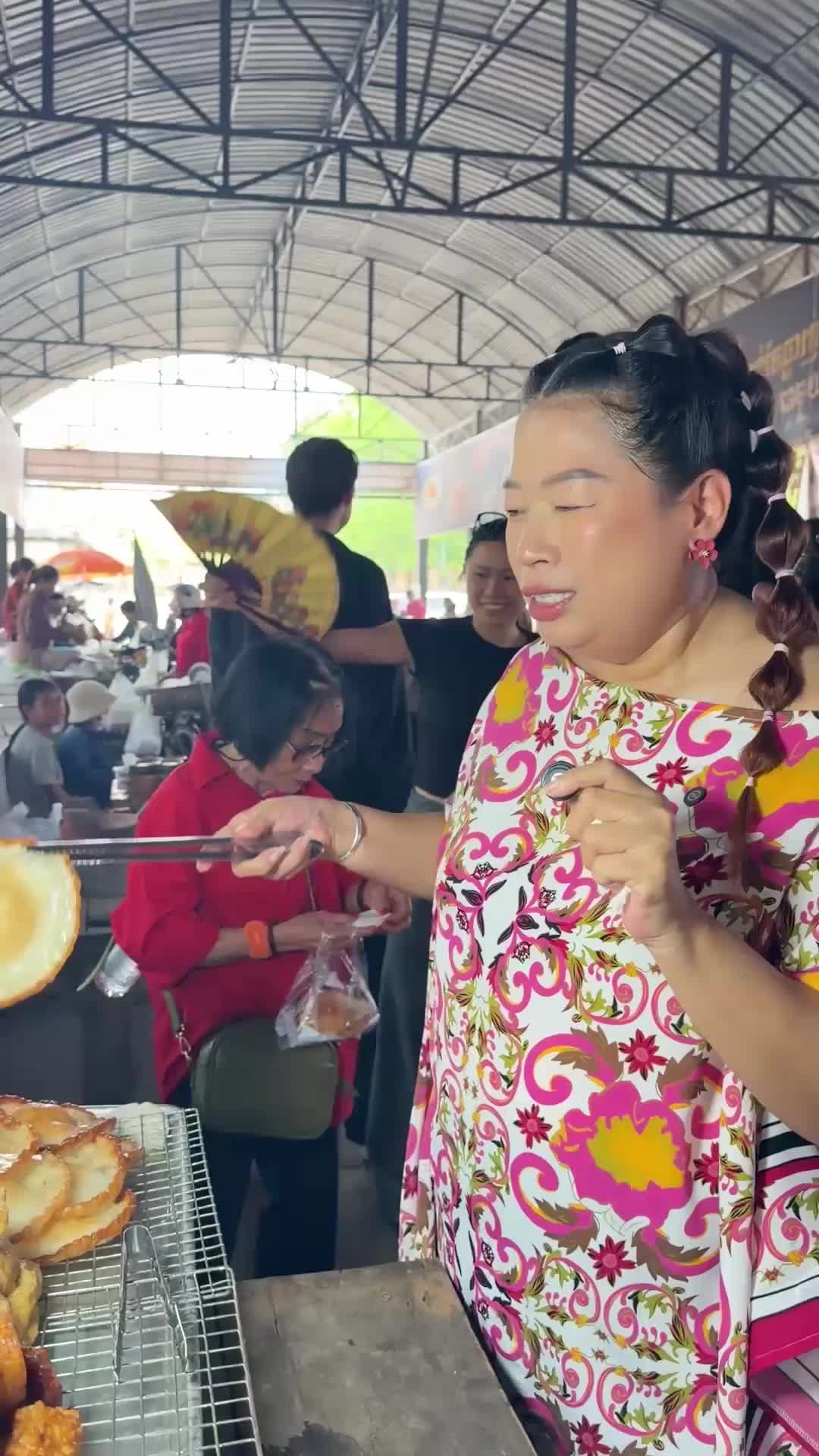 @Sok Reaksmey - សុខ រស្មី