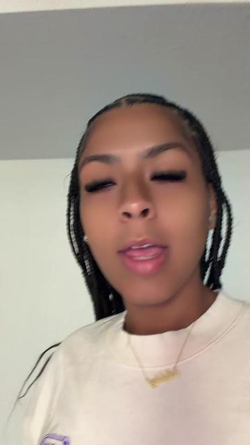 @LaRealAsh