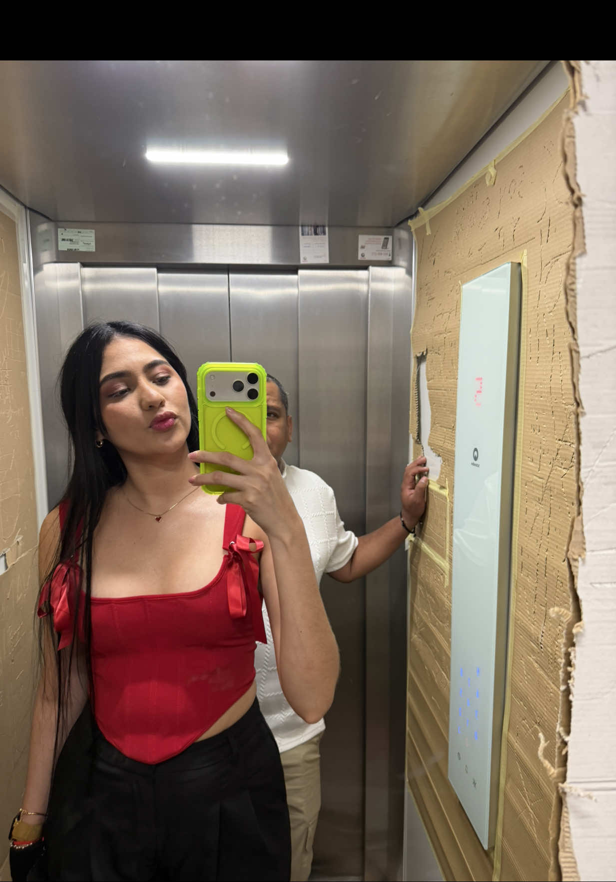 @Adrii✨