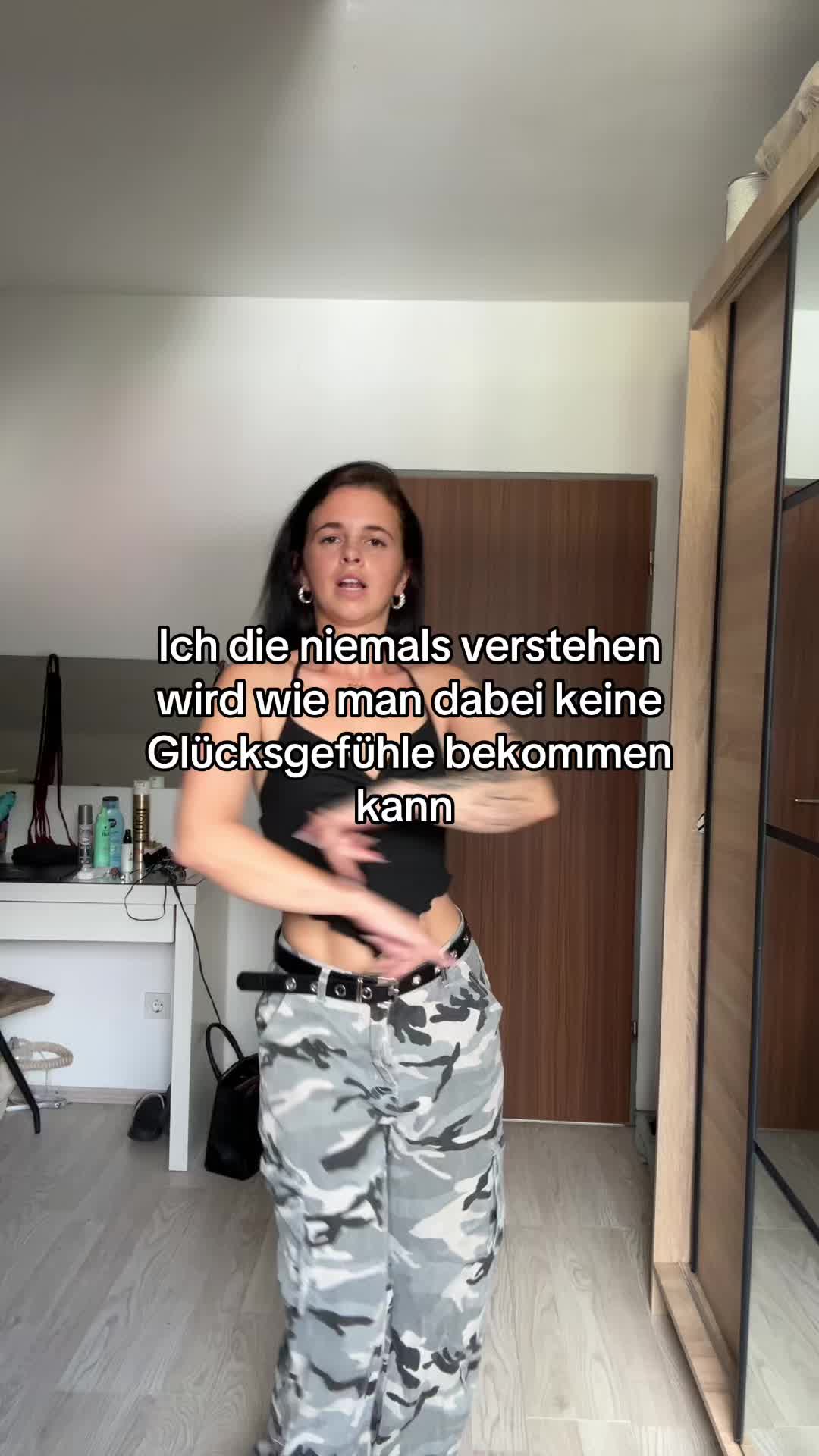 @Janine🦋