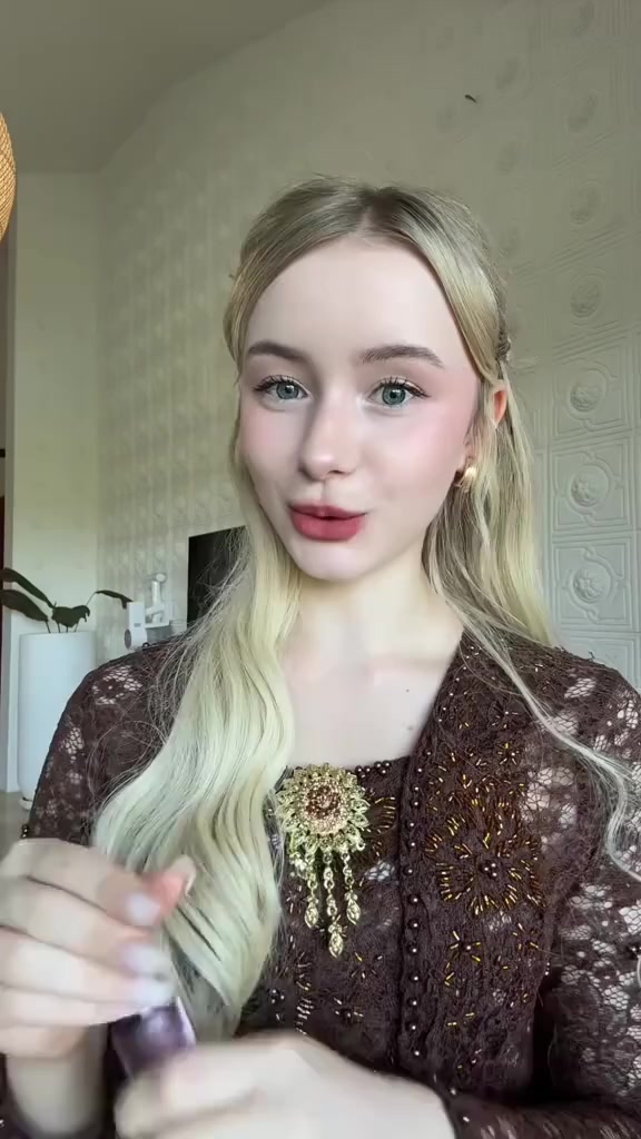 @BULE.BARBIE.DOLL