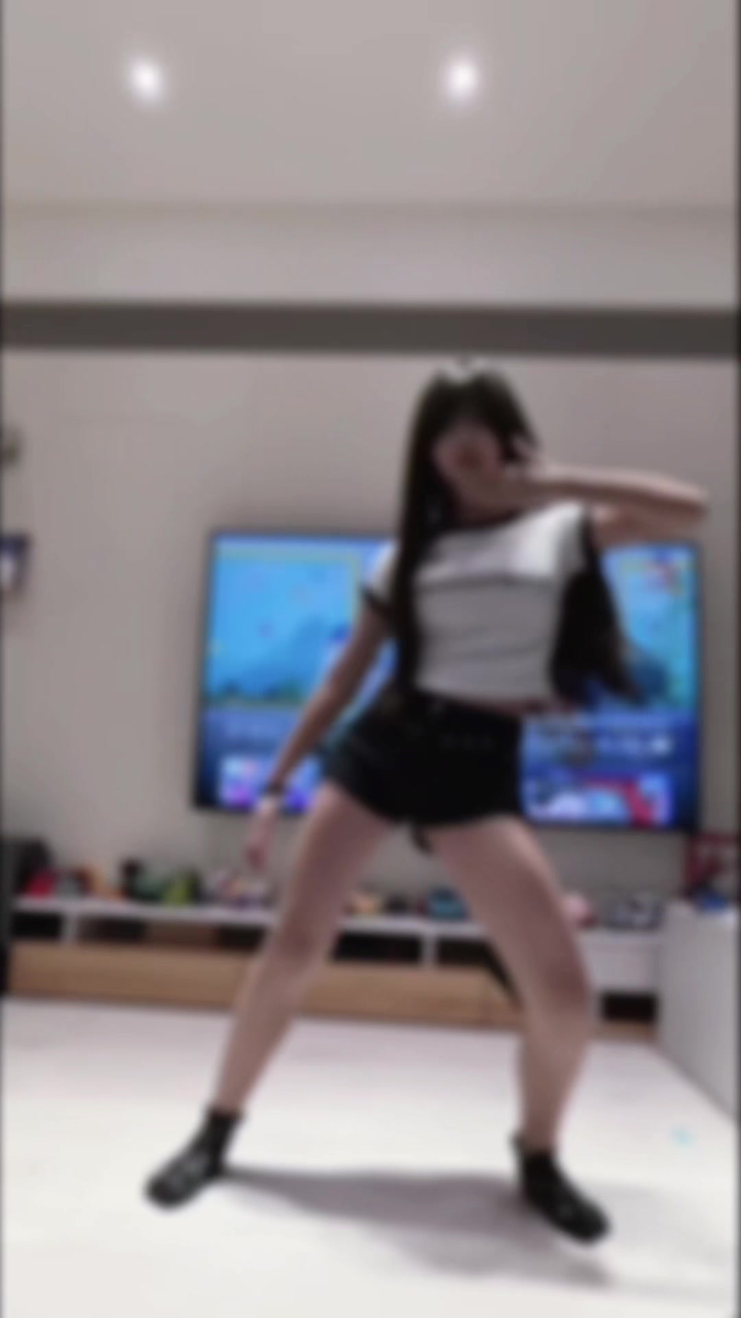 @妤乾