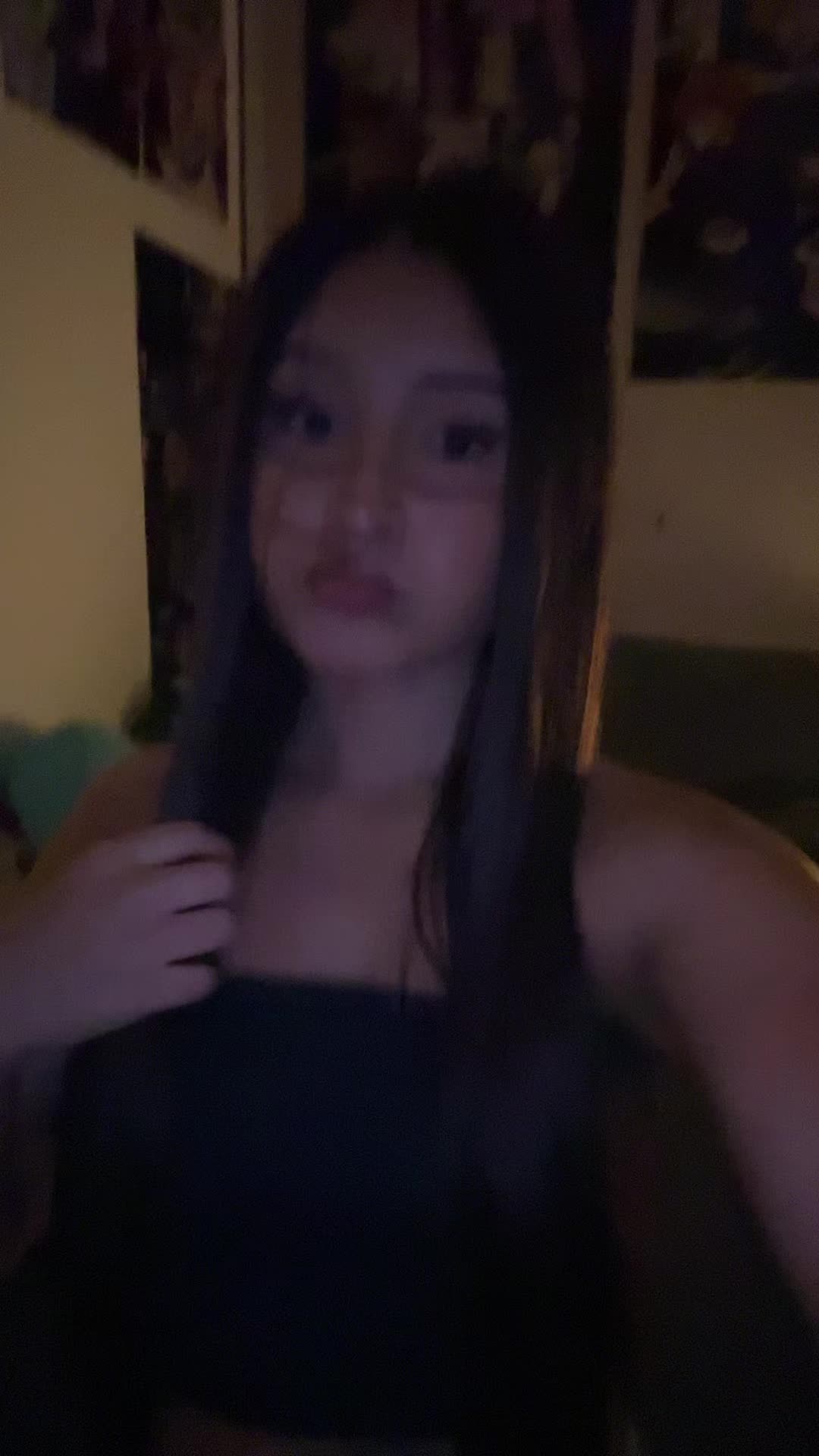 @⦻