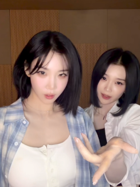 @tripleS