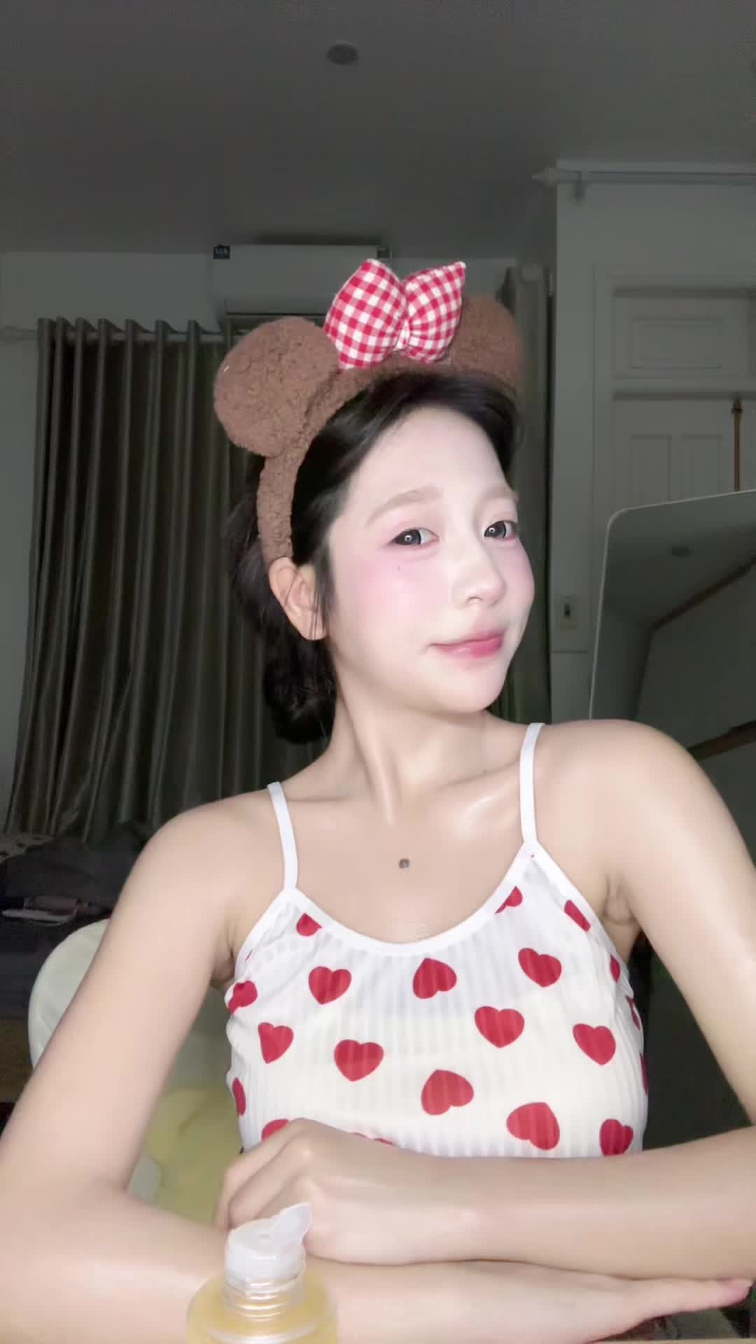 @Tăng Thanh Hà