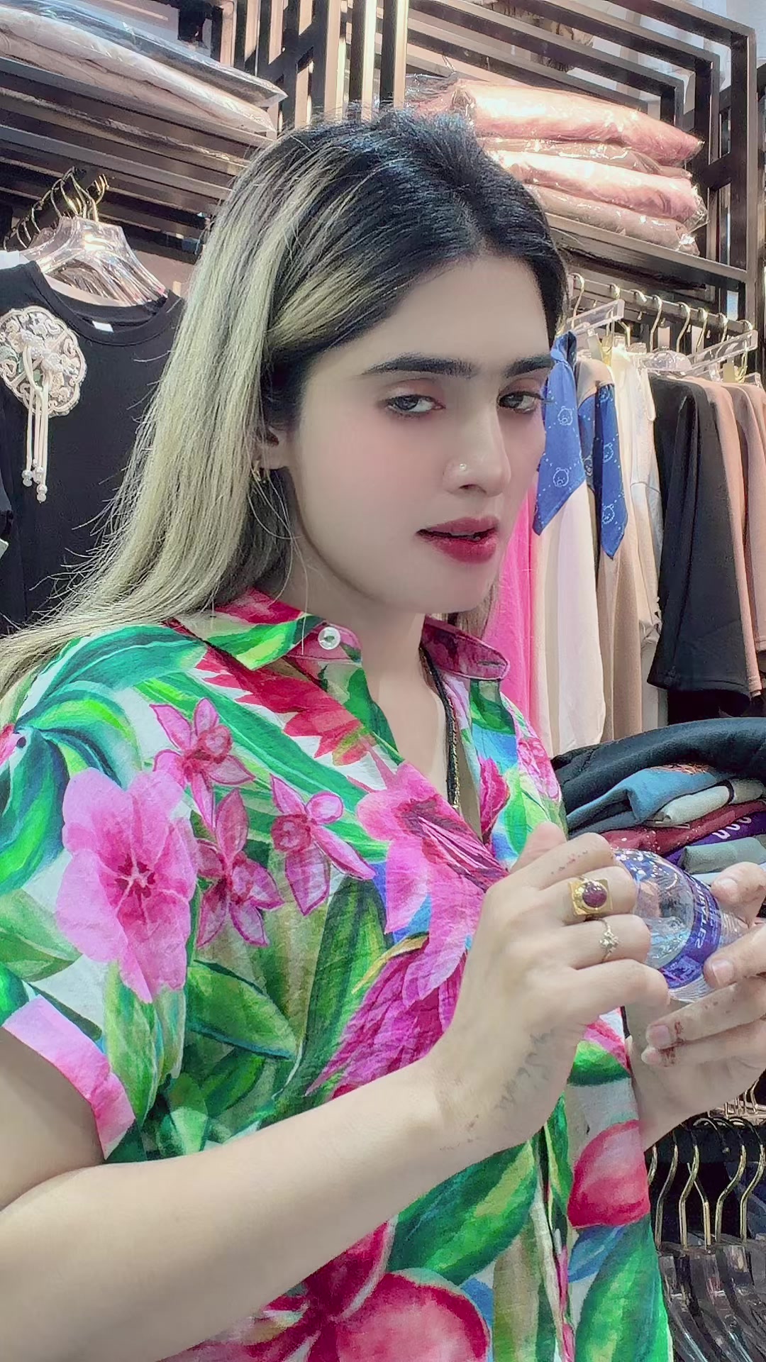 @shrartiguriyaOfficiall