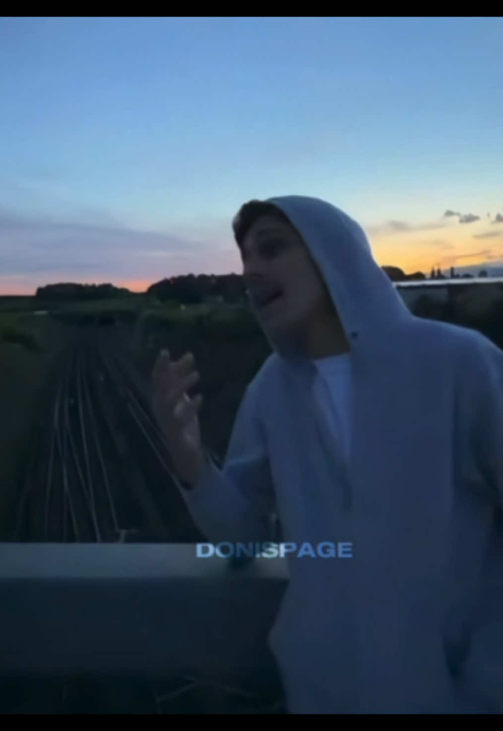 @𝐓𝐮𝐚𝐧𝐚