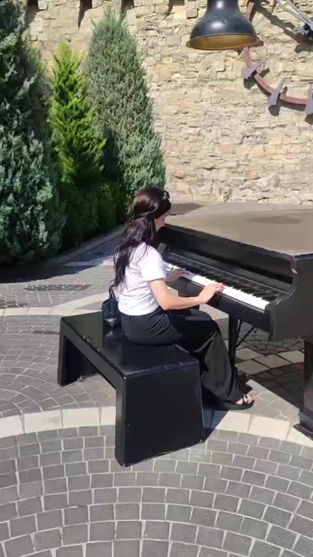 @G&uuml;nay_Atayeva
