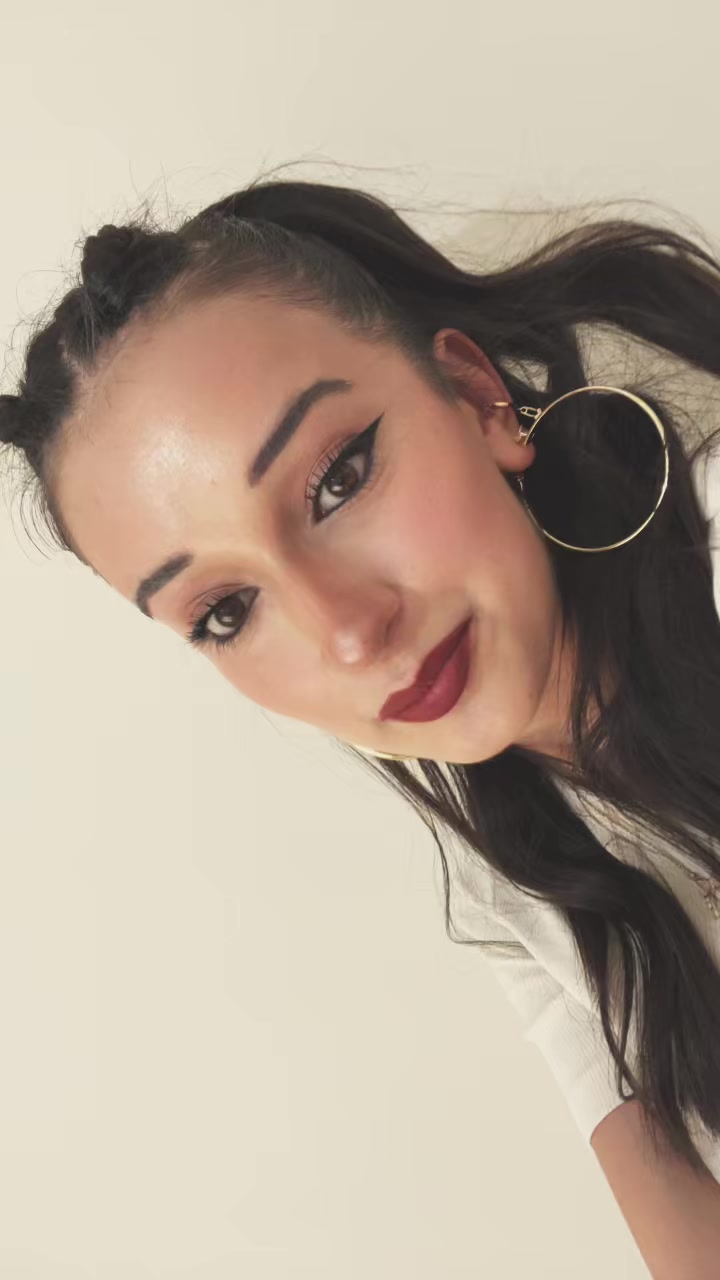 @𝕰𝖑𝖆