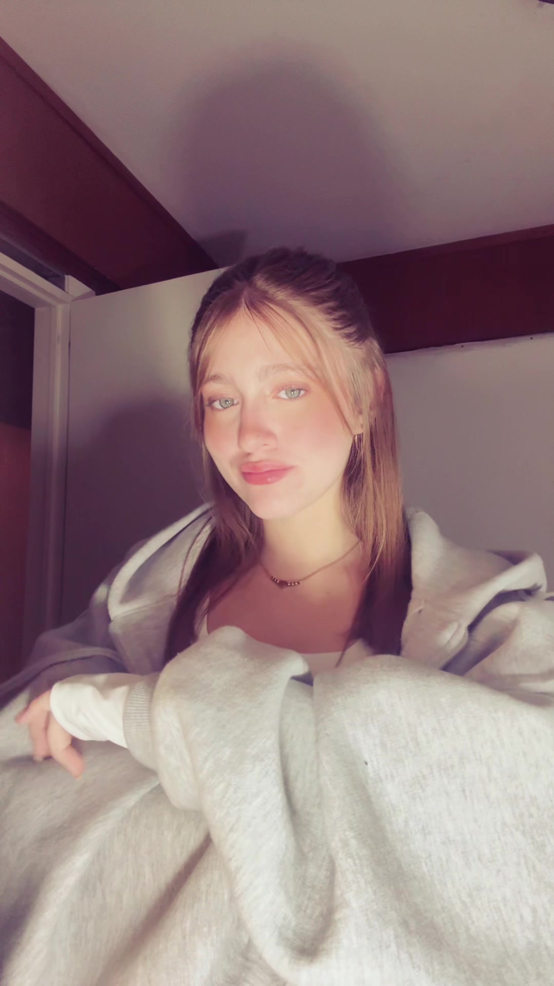 @𝒵𝑜𝑒𝓀𝓊𝓃𝒾𝓈𝒸𝒽𝒾