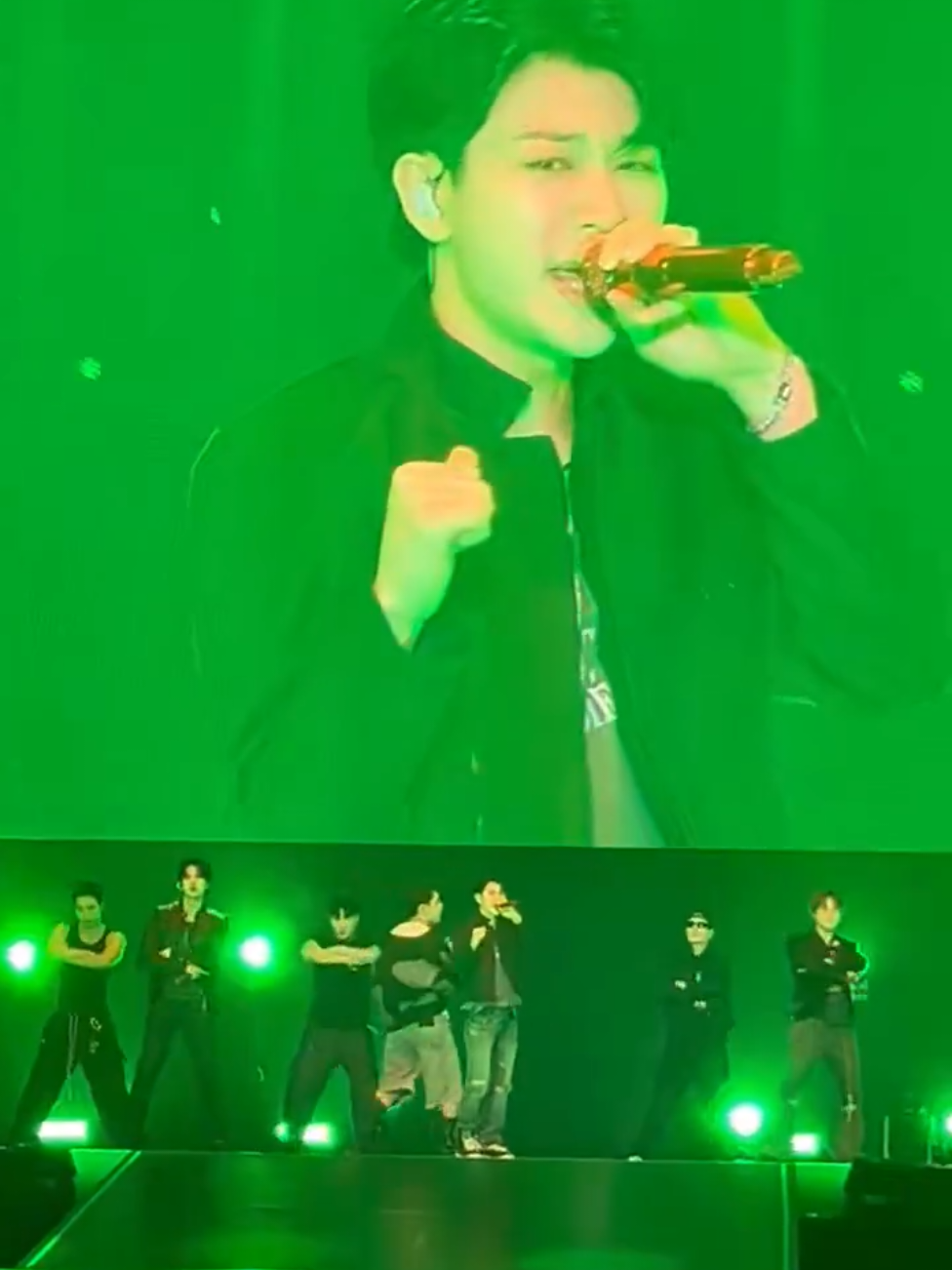 @Dellista_iKONIC