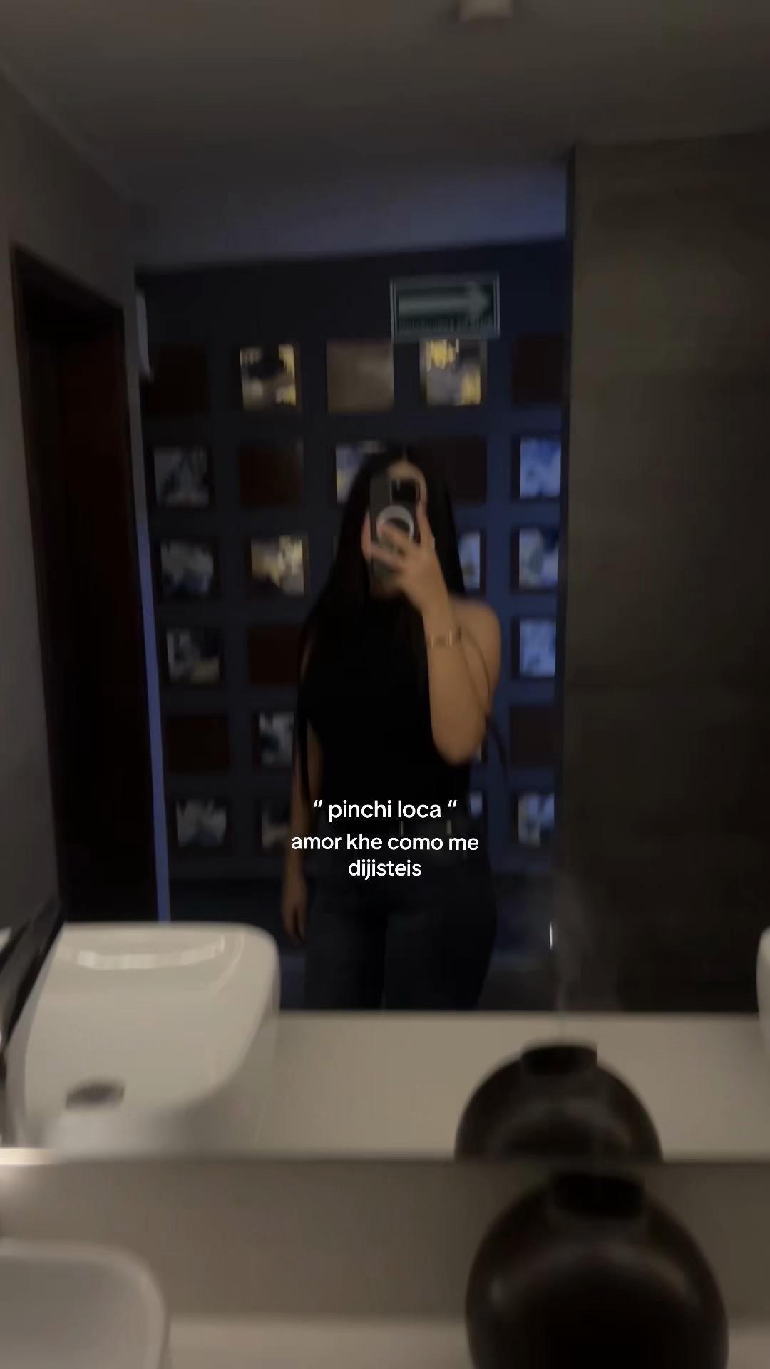 @𝐌𝐞𝐥𝐚𝐧𝐲