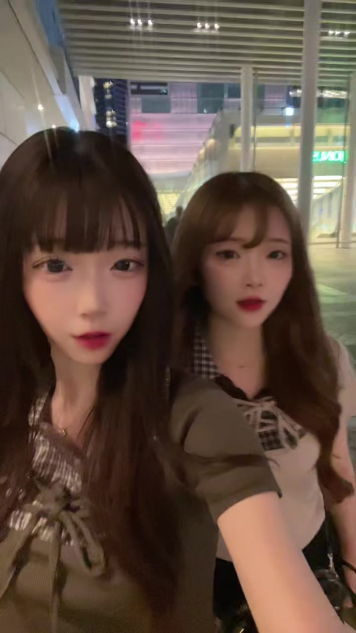 @にゃむ