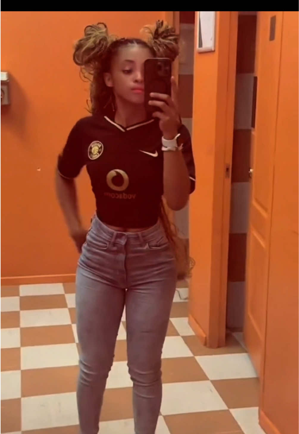 @THANDISWA_K4