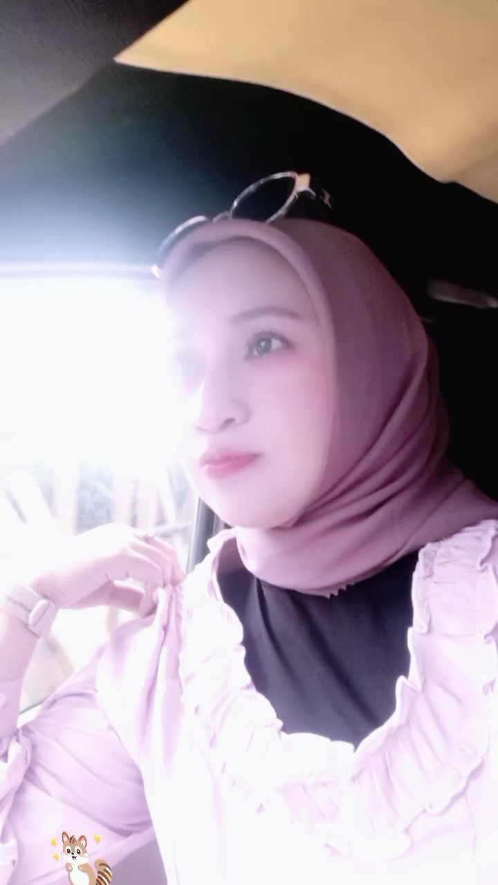 @Ernienyta02