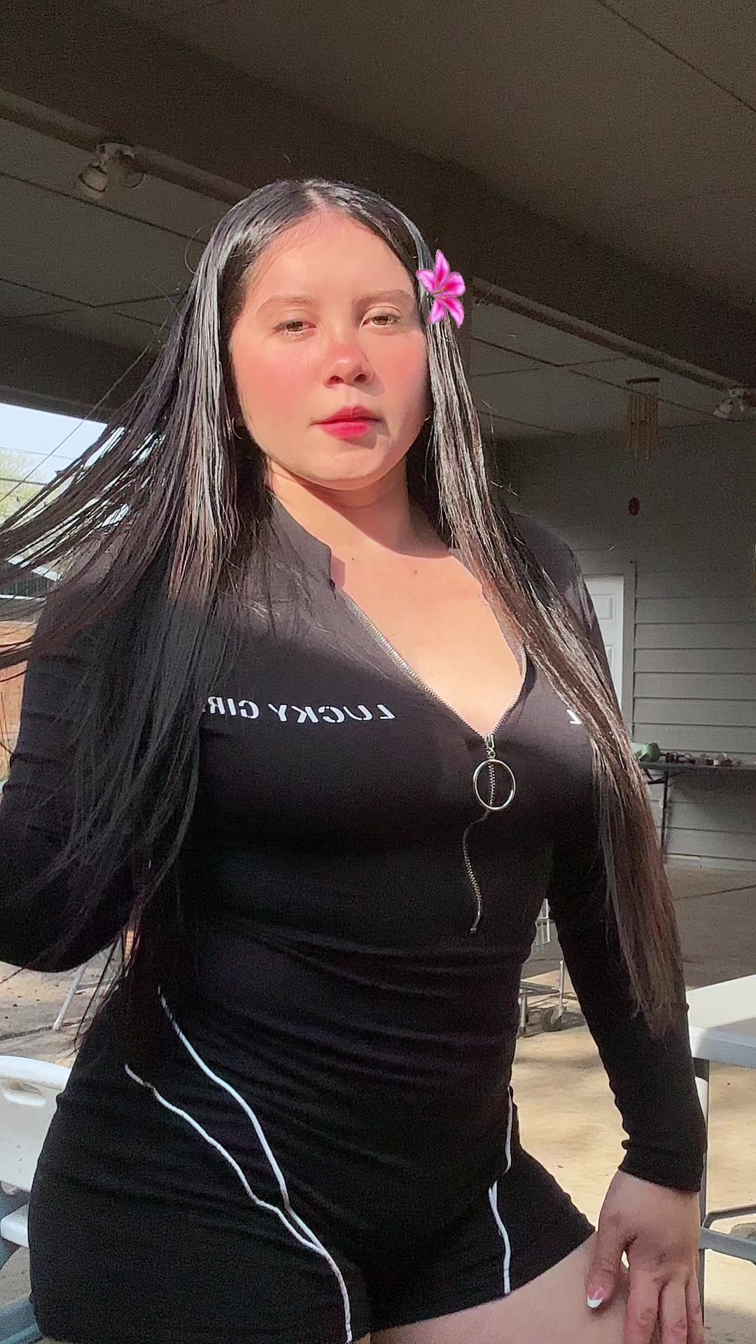 @✨.
