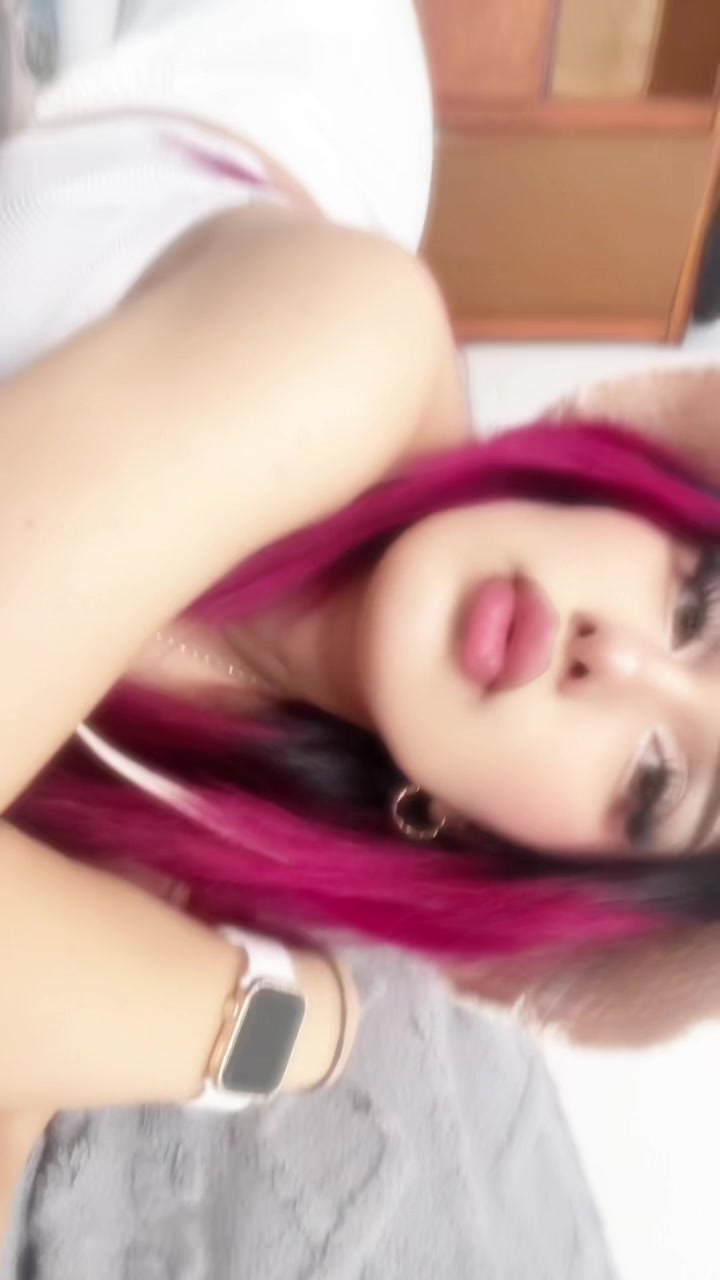 @Latina