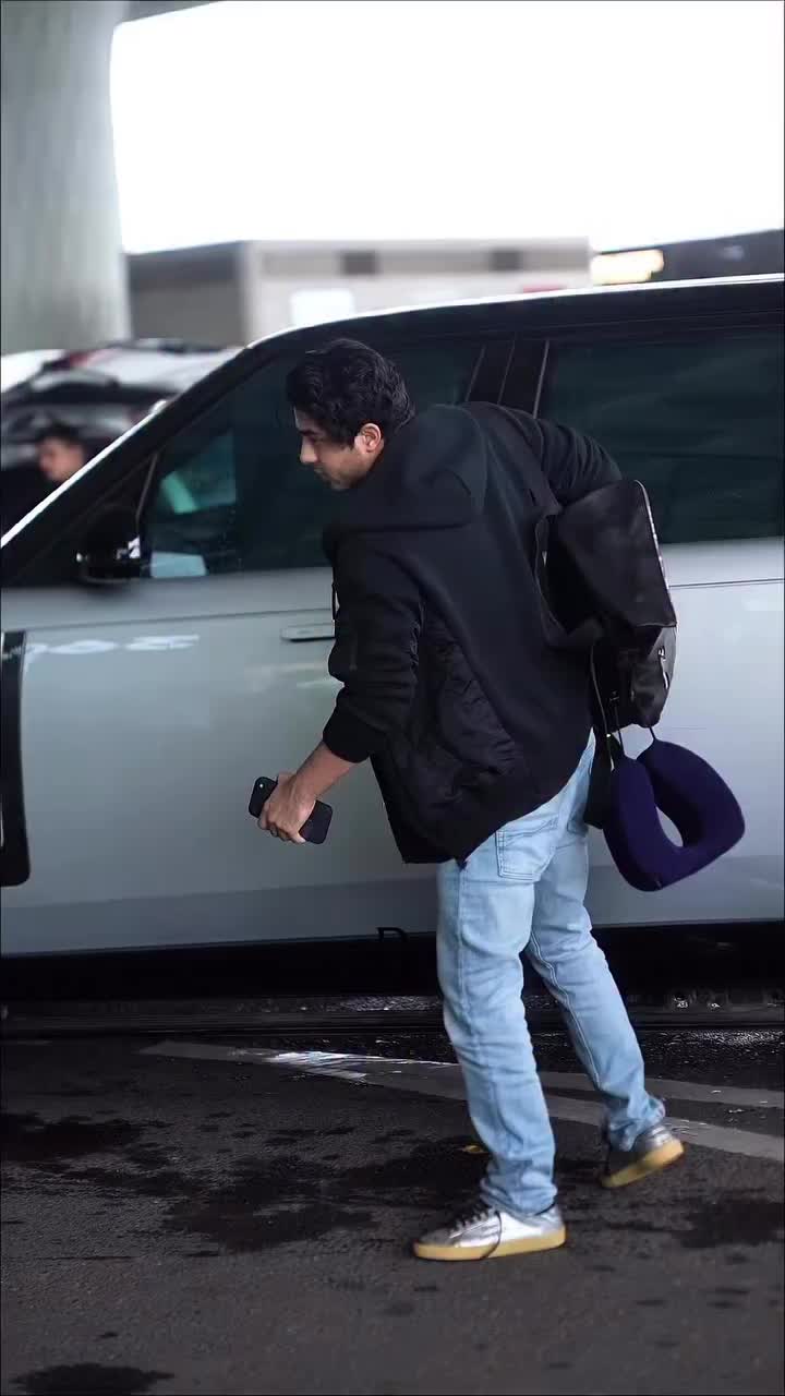 @Aryan Khan ✅
