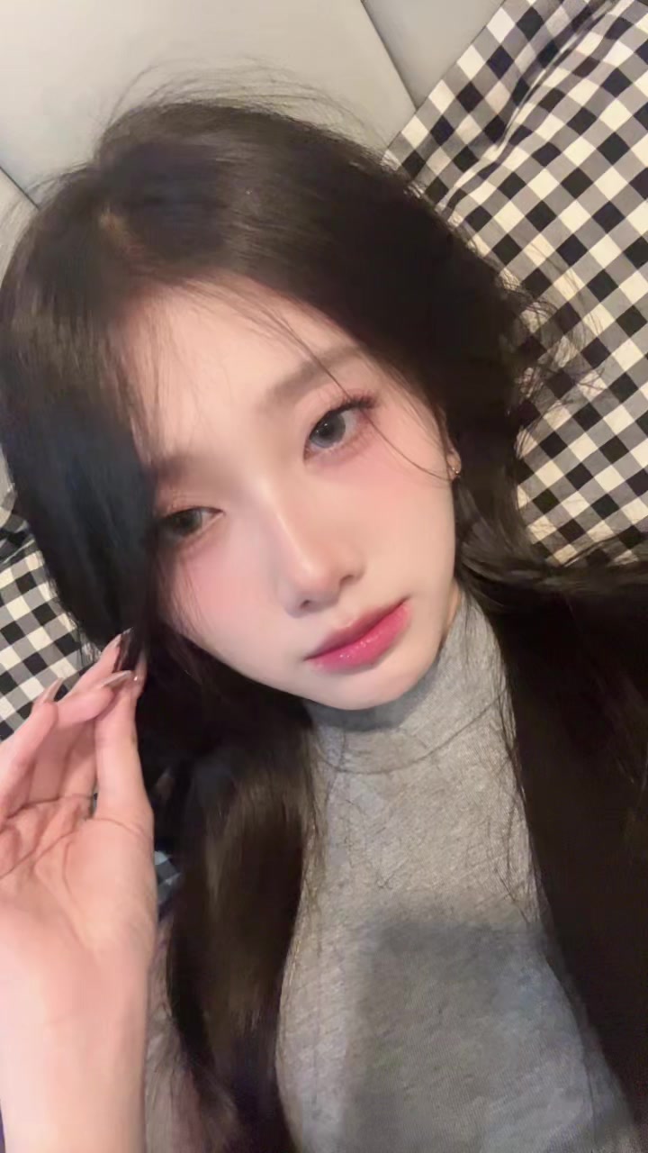 @Thi&ecirc;n Ng&acirc;n