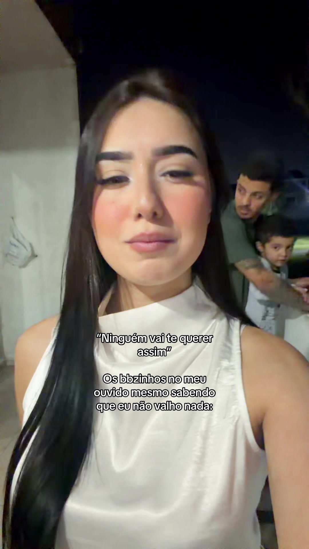 @Camilly Vitoria