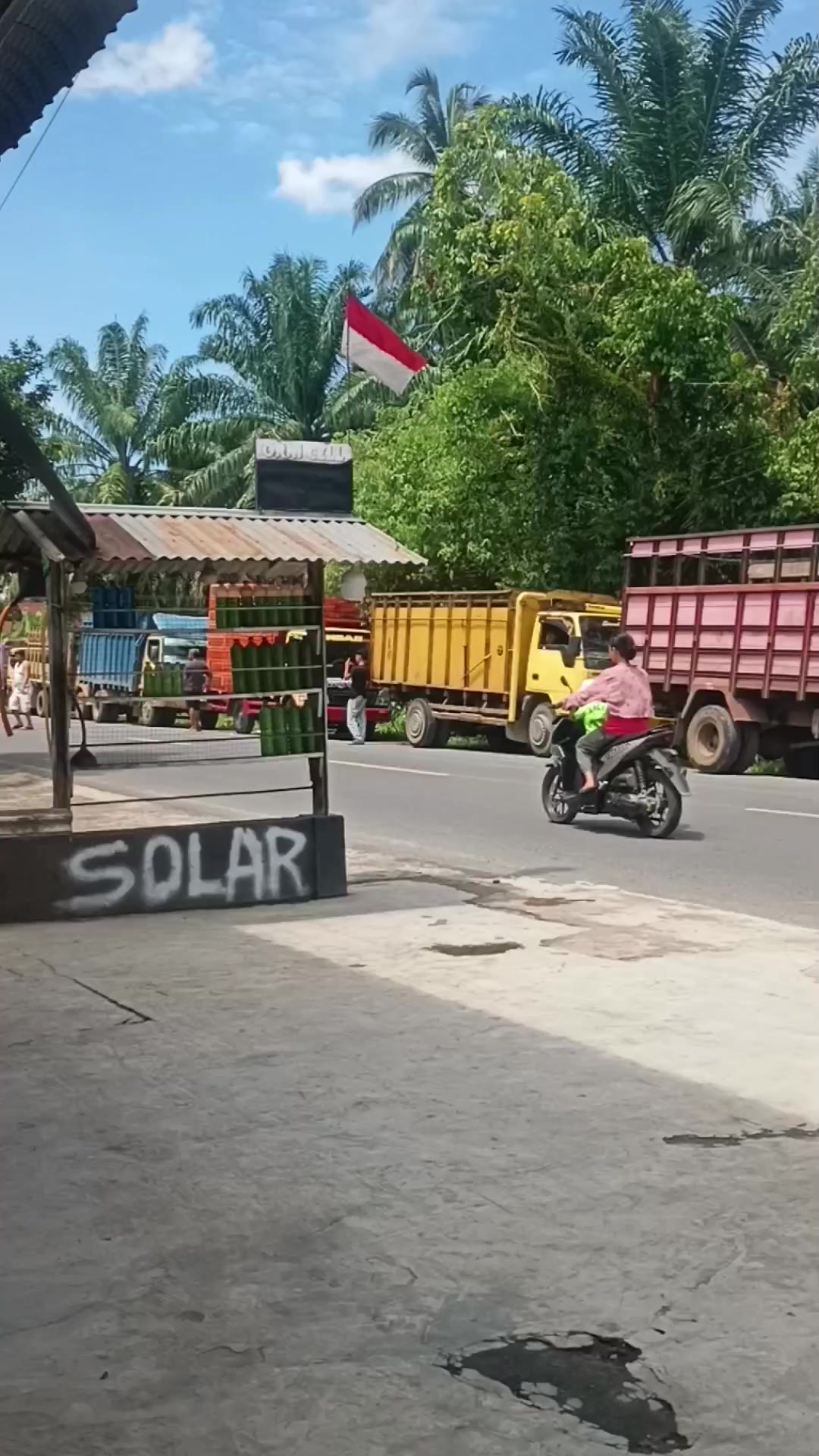 @DC GARIS KERAS