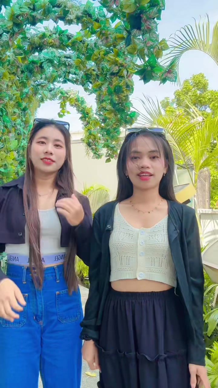 @đŚNYEIN AYËđ¸đŹđŚ