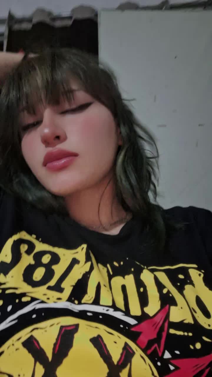 @𝔊𝔦𝔯𝔩𝔶𝔡𝔞𝔯𝔠𝔨