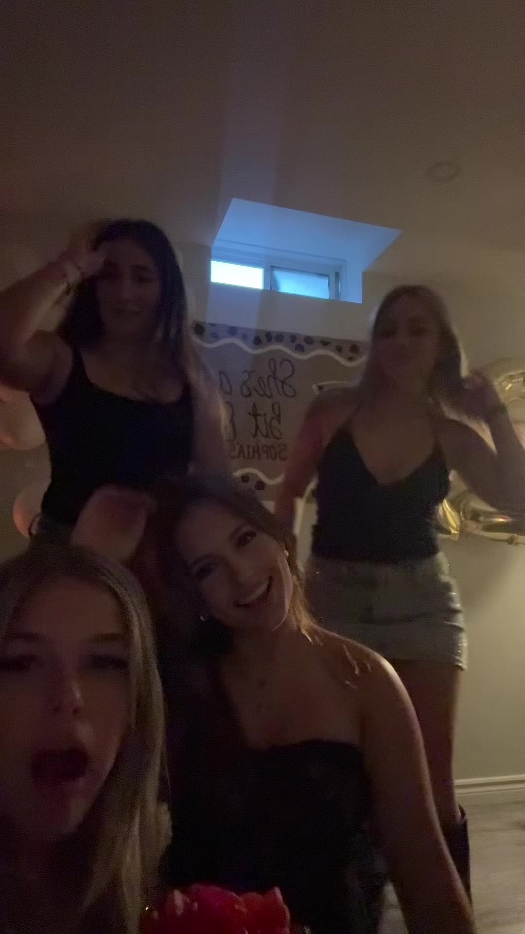 @Sophia 🍒🐆