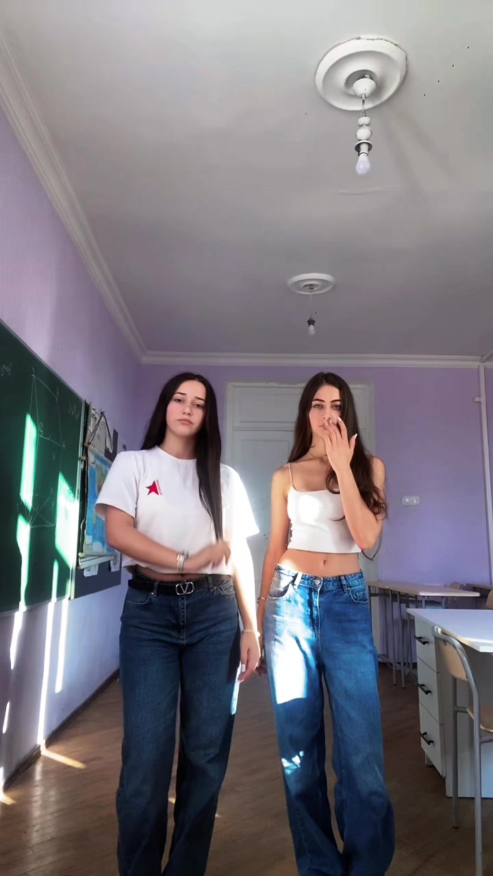 @XlI