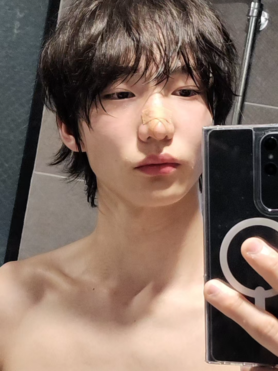 @๐๐๐