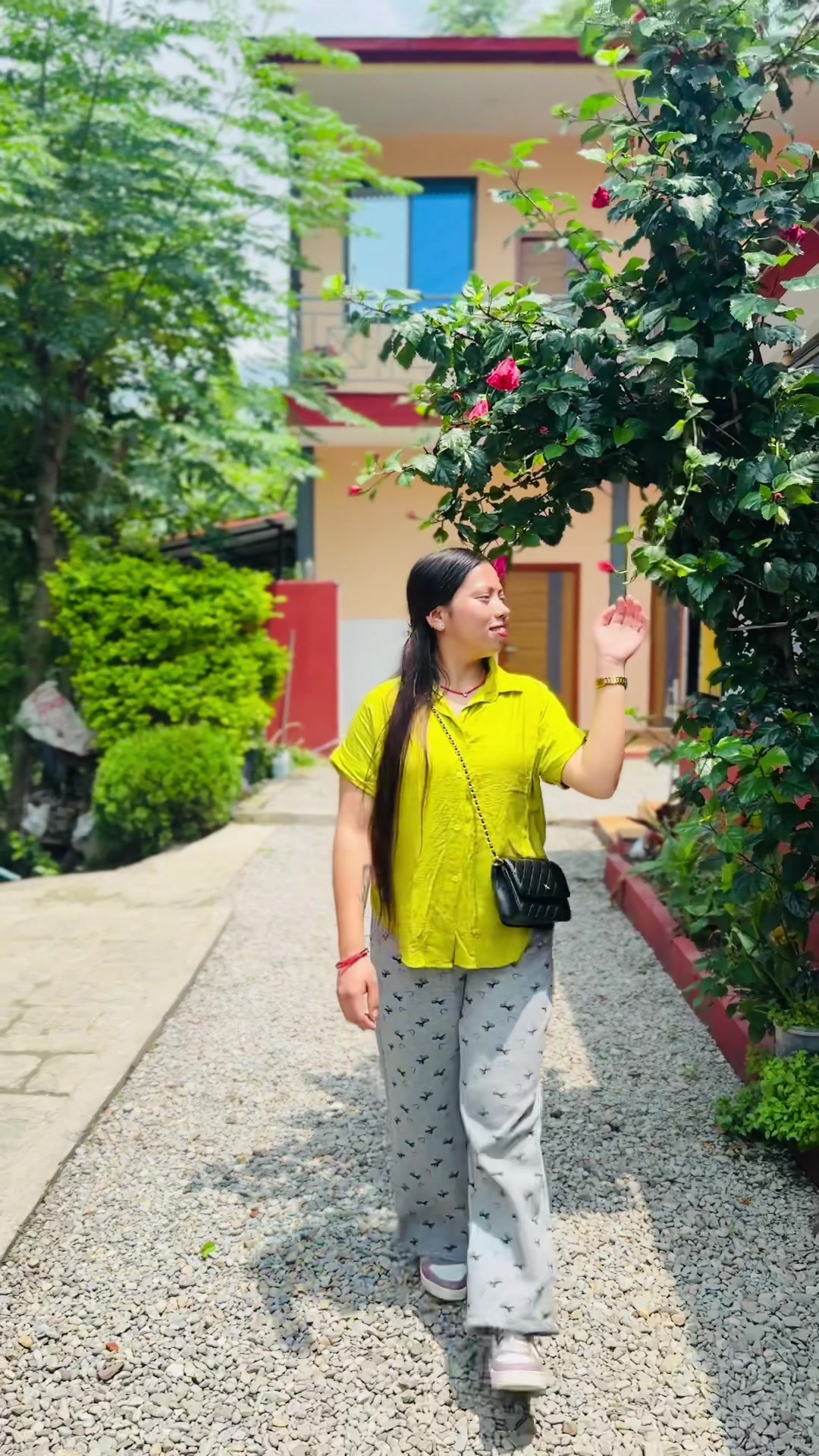 @Asmita_sandeep❣️🌎🇳🇵🇶🇦