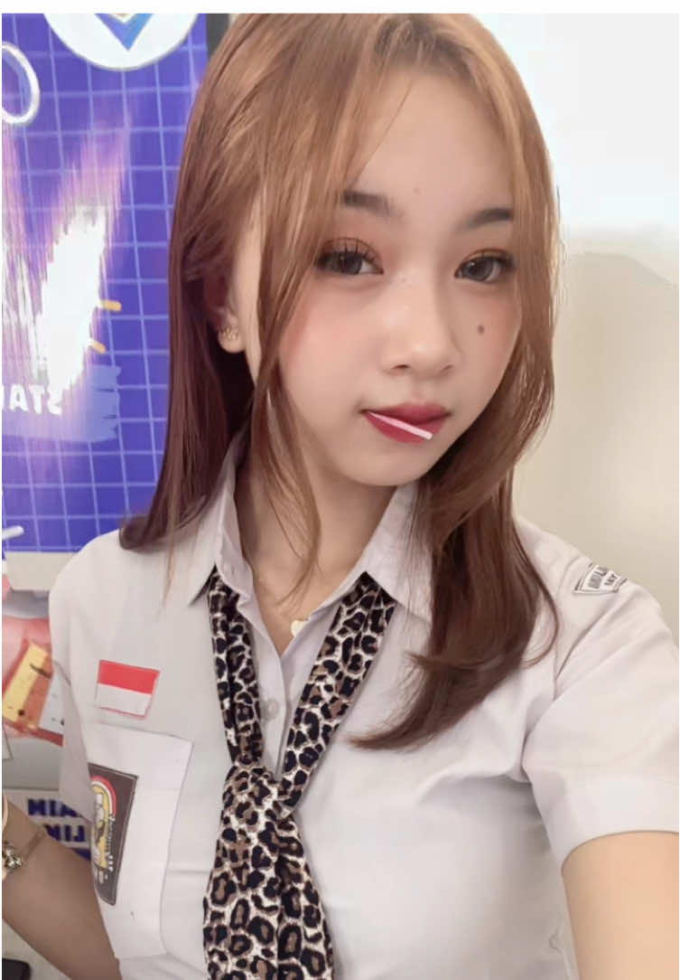@Urlynnn.