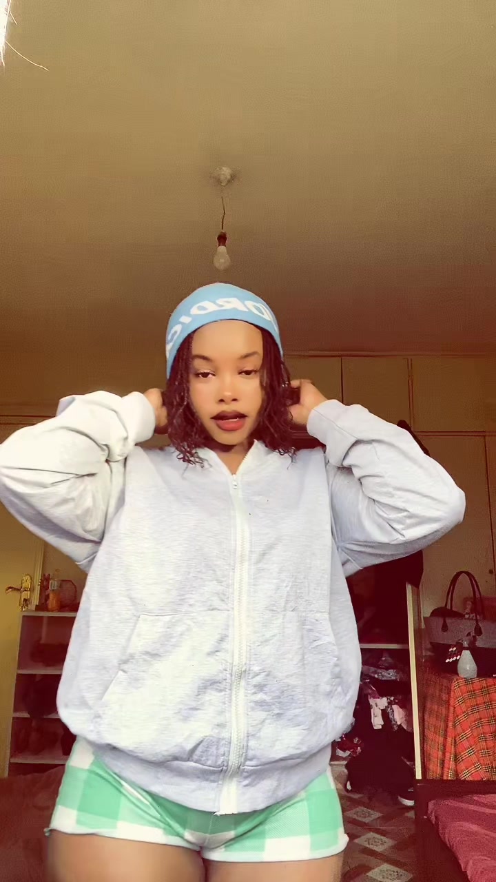 @...