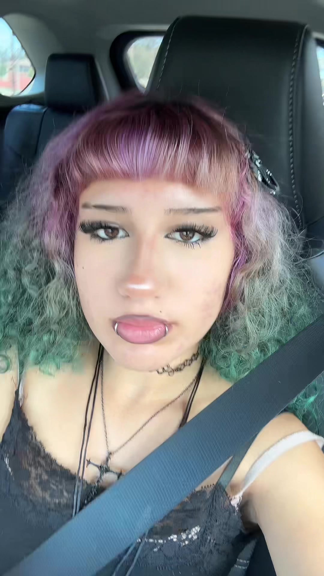 @☠︎︎