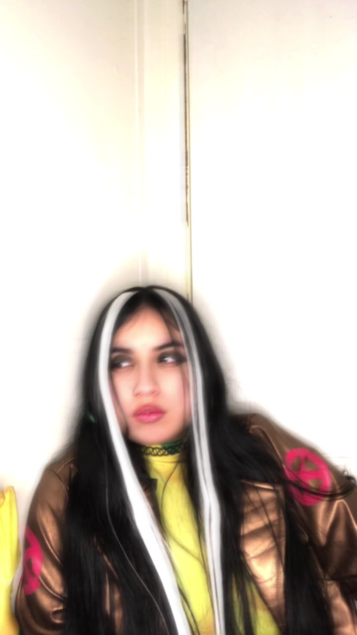@Luna