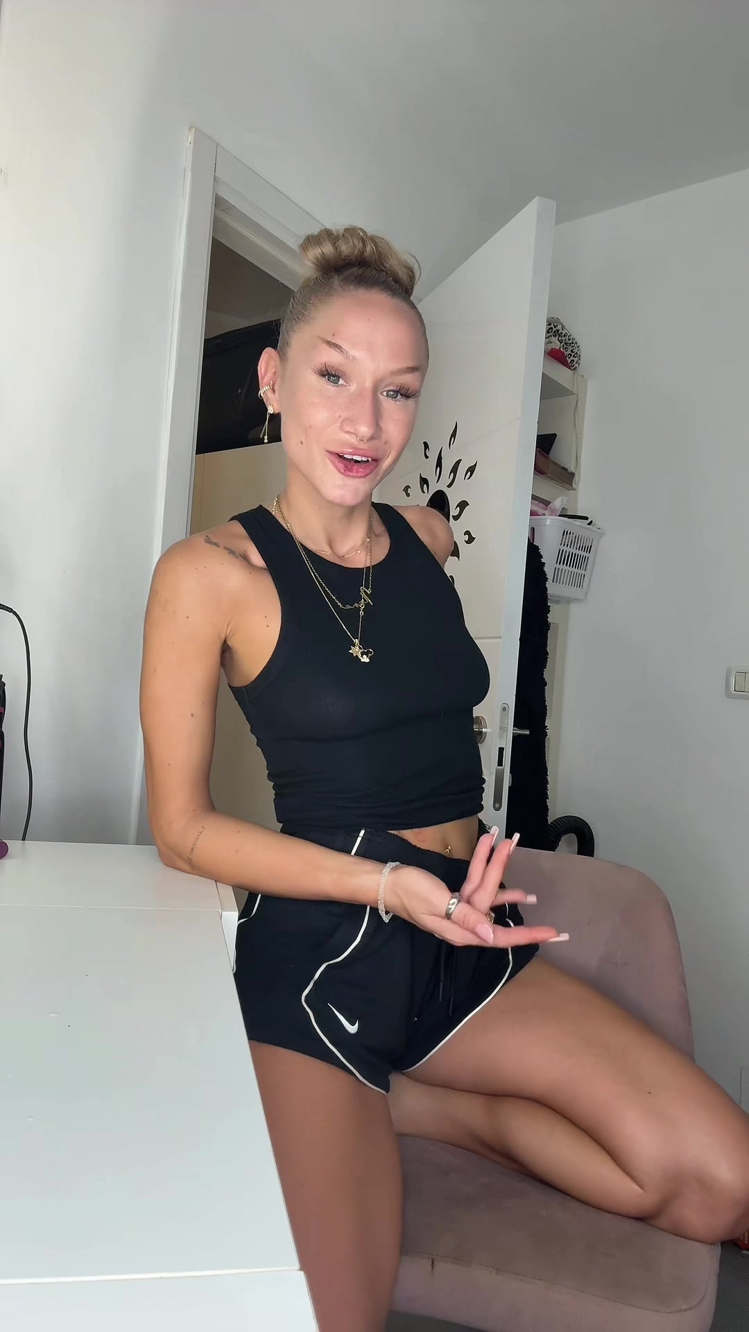 @Ilana