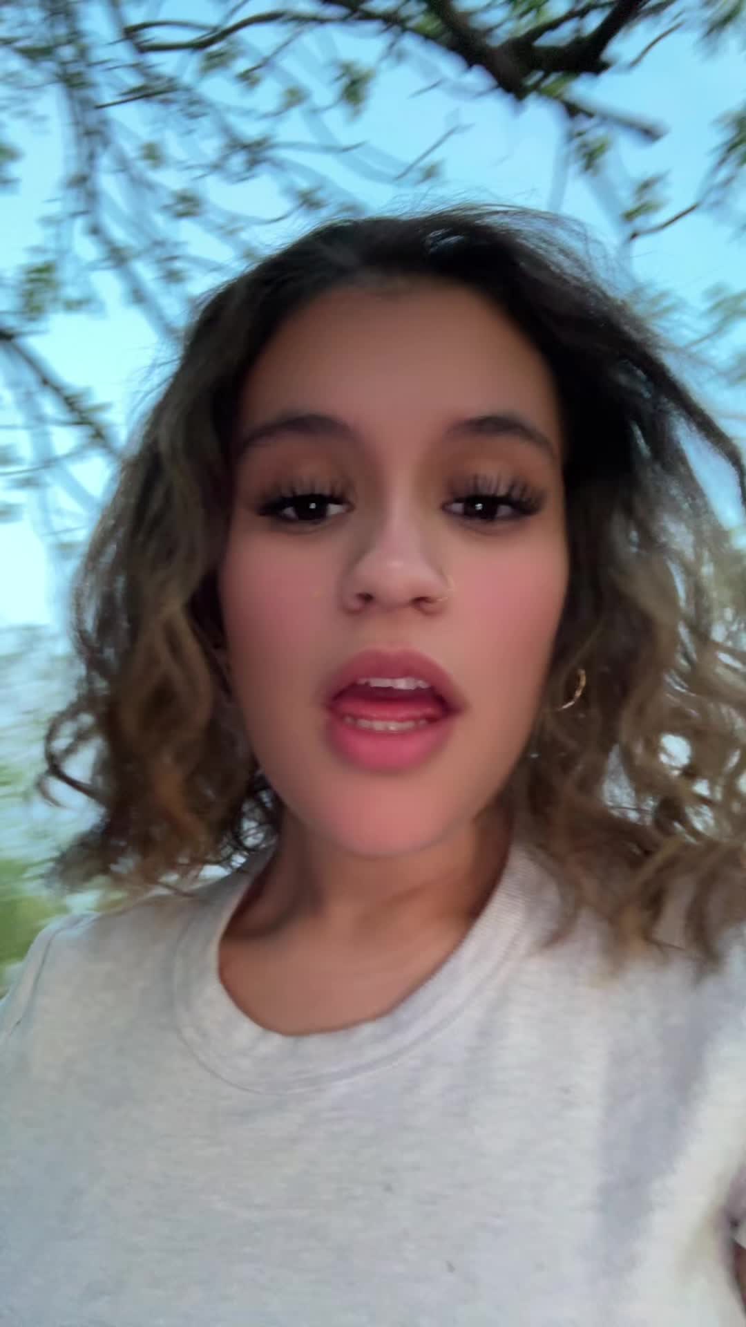 @SarahMaria