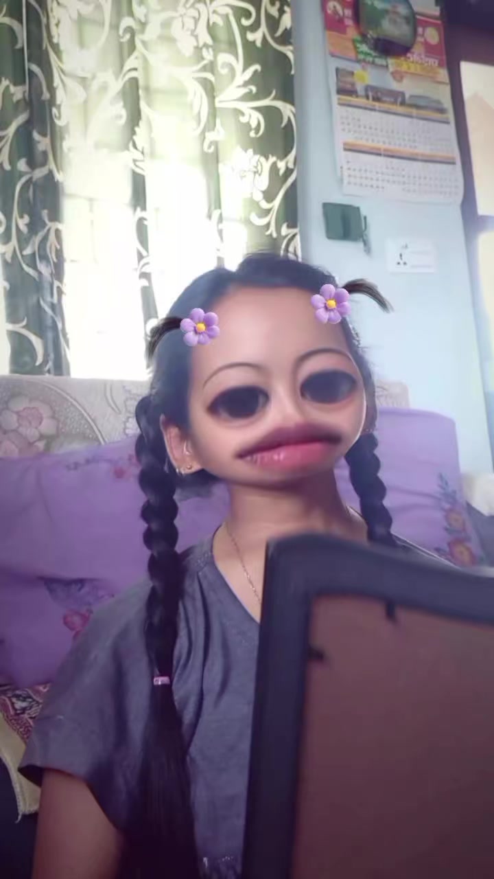 @ऋ...तु,,🌸