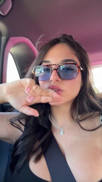 @Gi