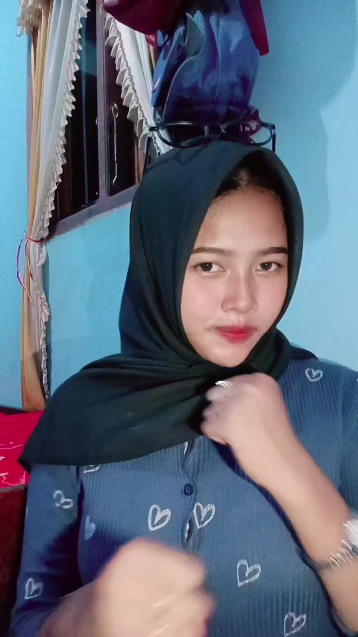 @_adik kecil 🦖🫦