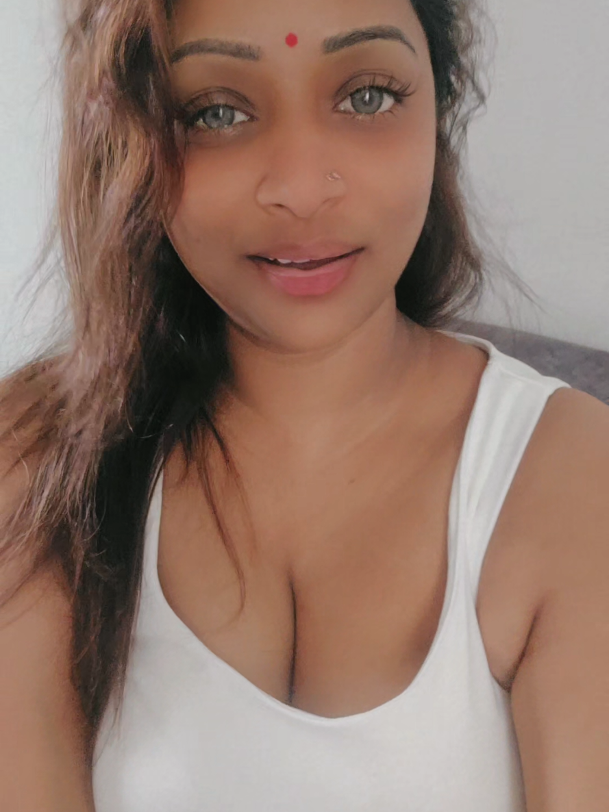 @Dhakshaiini_Official