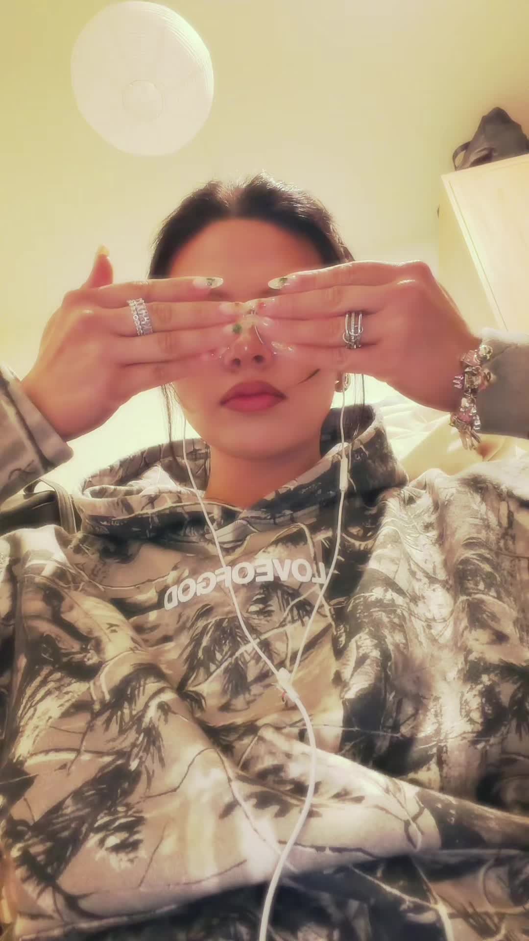 @c8lin26