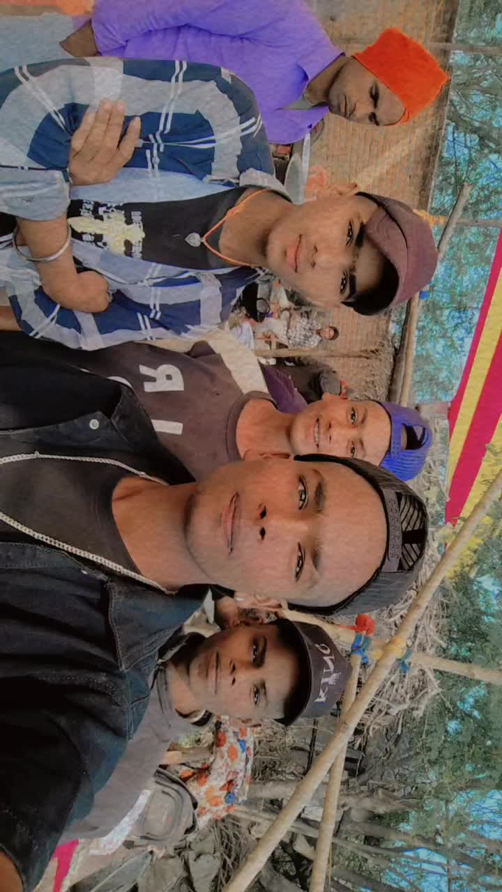 @Rahul Sahani01 😘