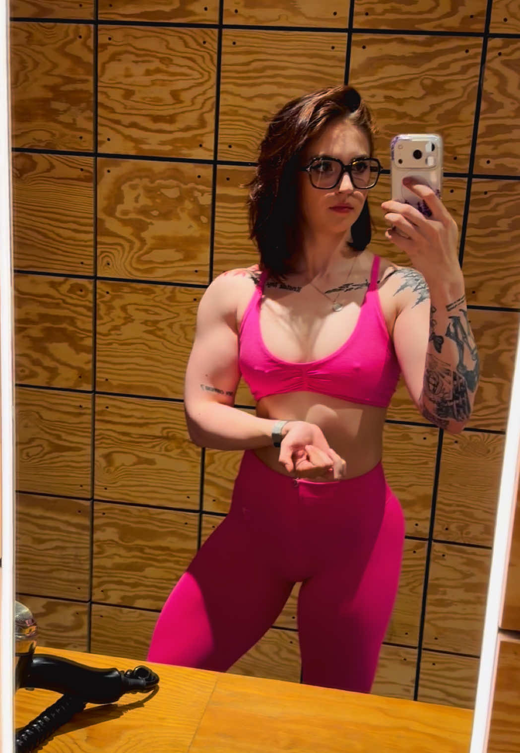 @Ambreslvdr