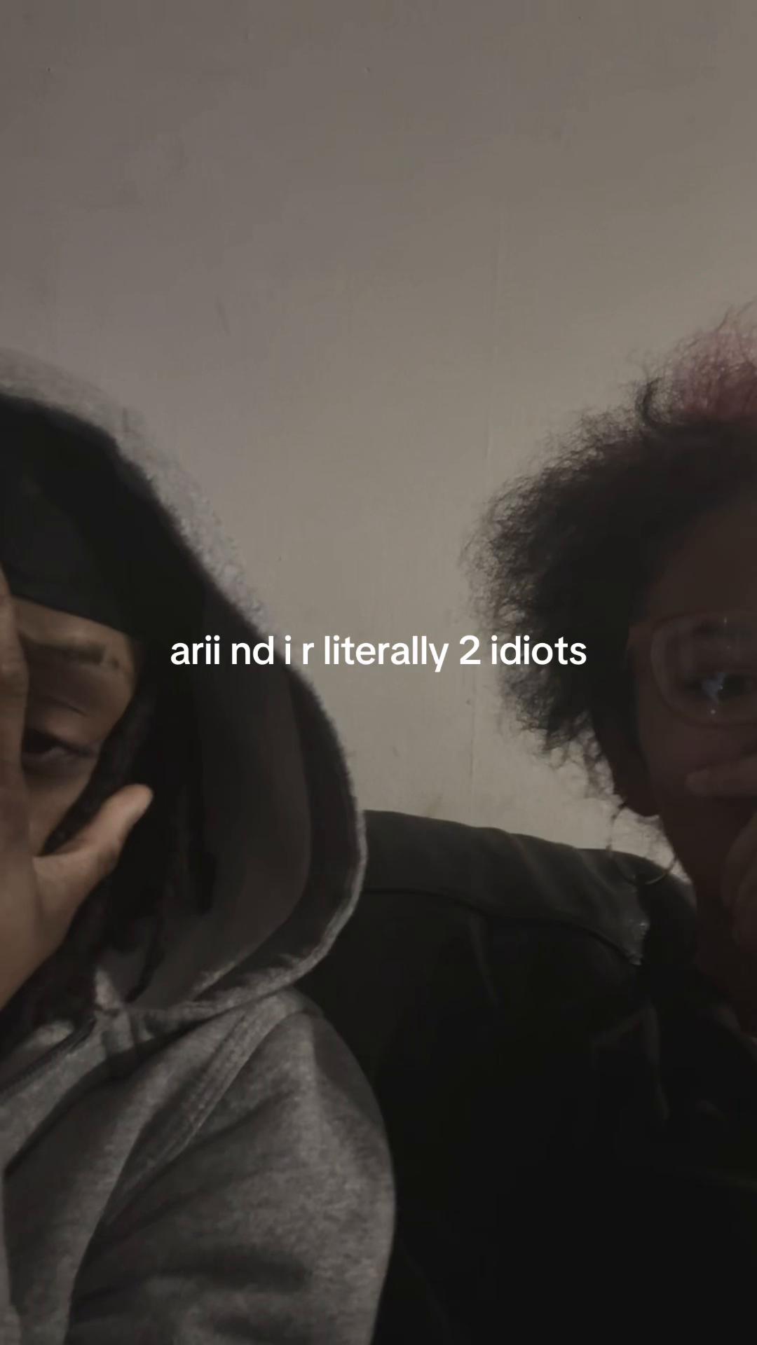 @:|