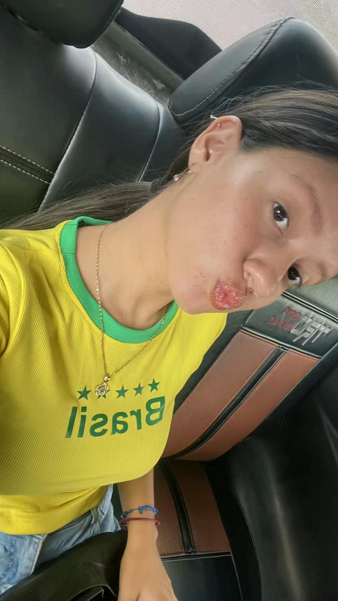 @Luzsamira_