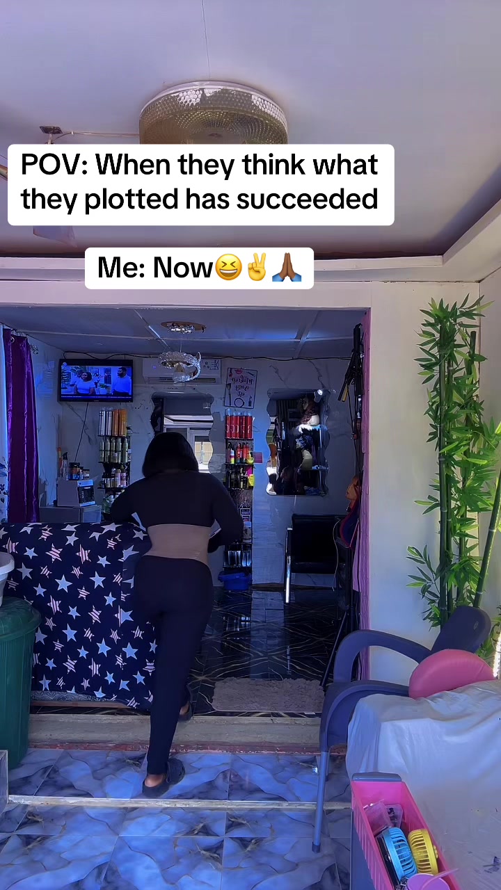 @Ehkuarh🇬🇭❤️👑