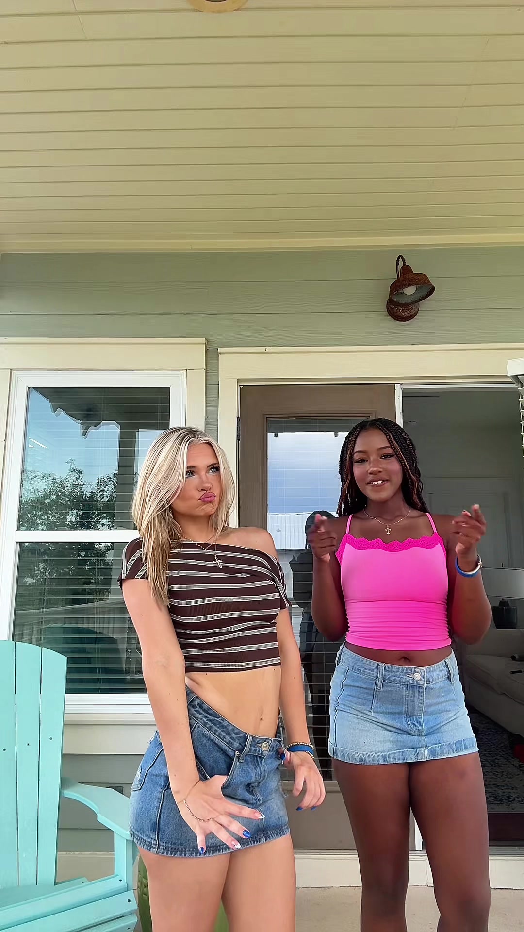 @Avaaa