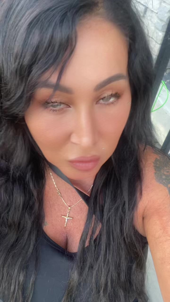 @Italiangirl🇮🇹native🇨🇦🇨🇦