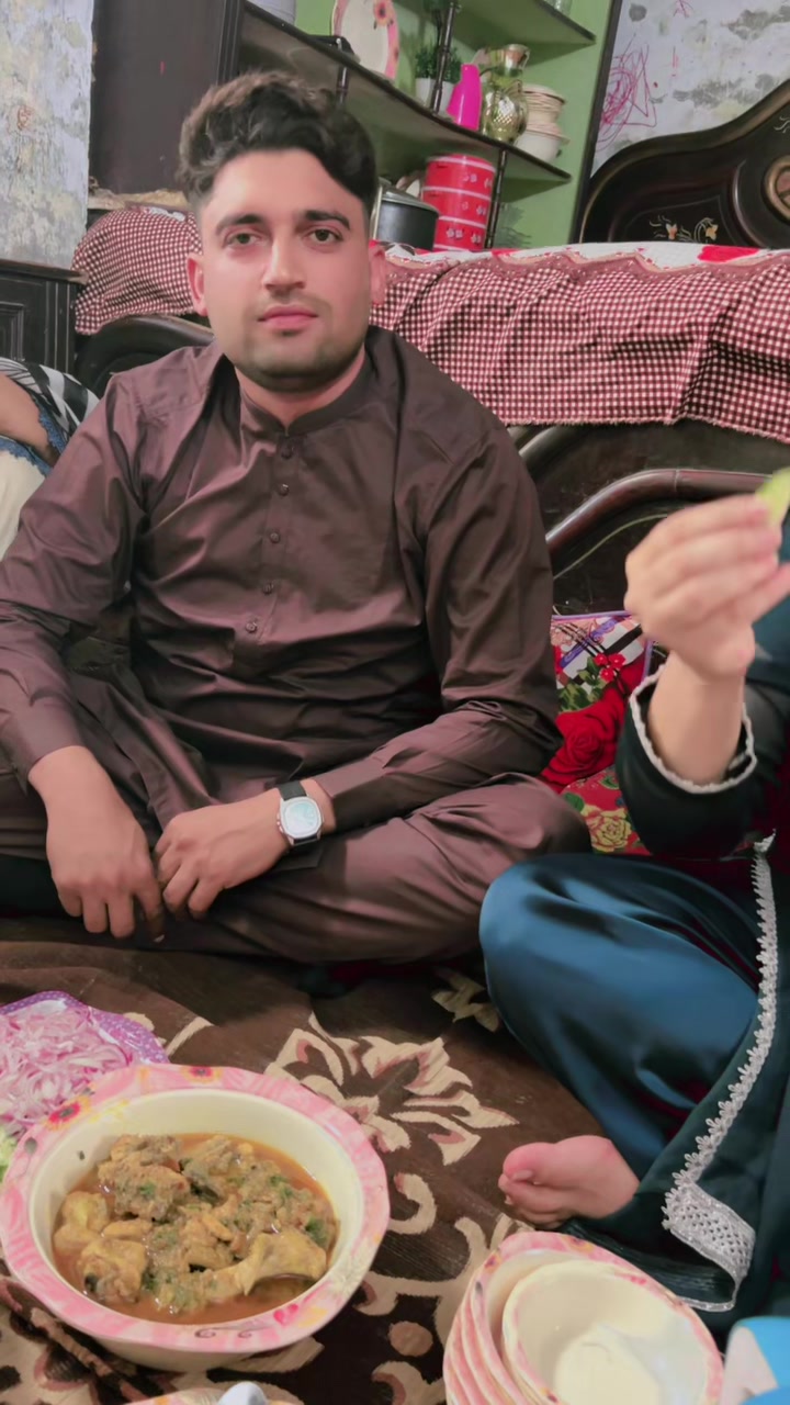 @Iqra